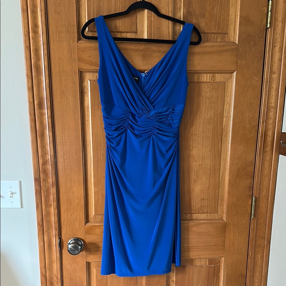Elegant Blue Sleeveless Dress